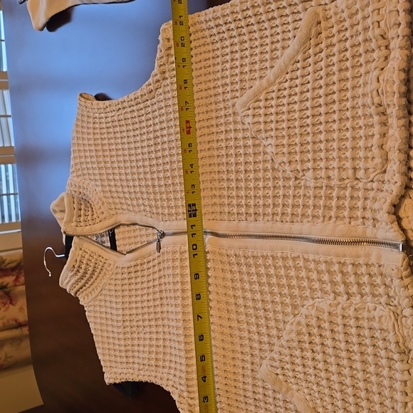 Mod-O-Doc Cotton Vest and Pant Set. - Picture 8 of 11